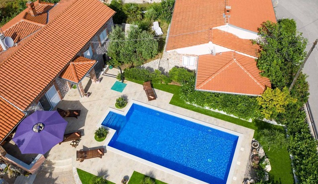 Villa MAJA