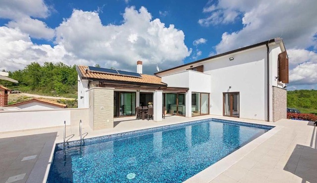 Villa Mala Halu