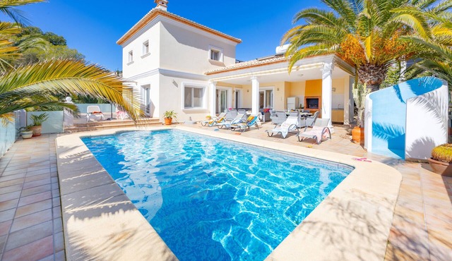 Villa Malibu - PlusHolidays