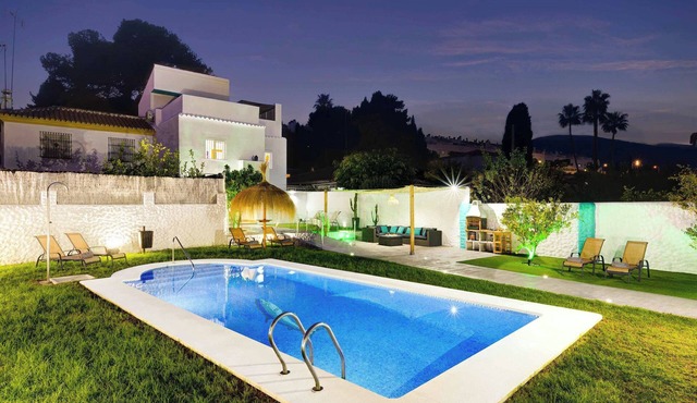 Villa Mamba - Four Bedroom Villa, Sleeps 10