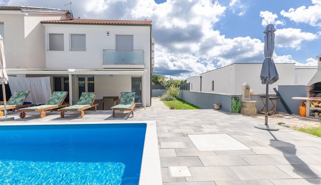 Villa Manda with Private Pool