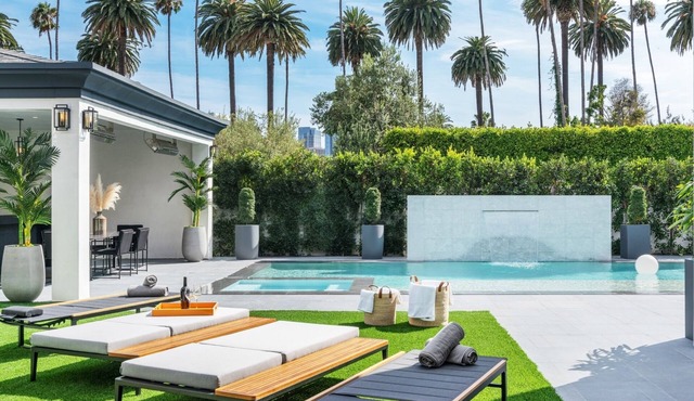 Villa Mandarin by LuxJB 🏆 Beverly Hills Mansion Near Rodeo Drive 🏆 Maid & Chef