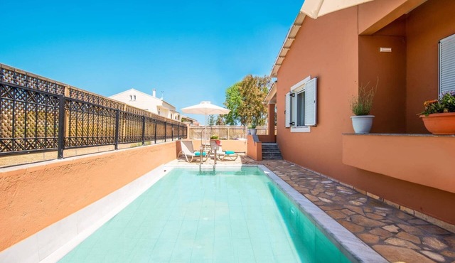 Villa Mandola by Villa Plus