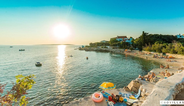 Villa Mandre on Pag – Crovillas GmbH