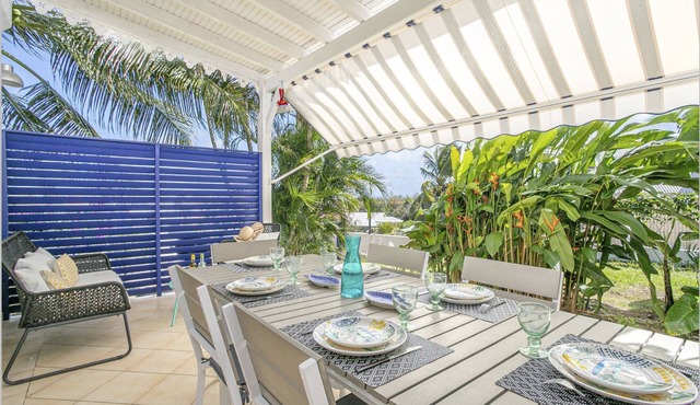 Villa Mango 250 meters from the beach on foot Tropical garden Teleworking space