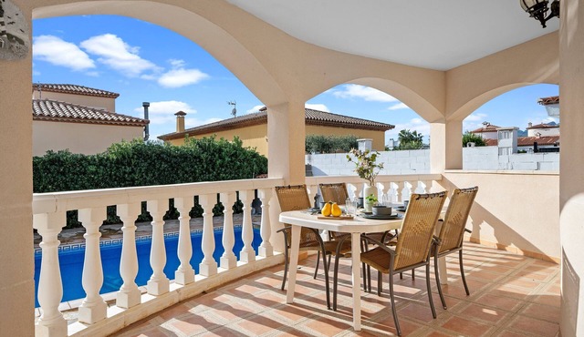 Villa "Manuela" with Pool & Terraces