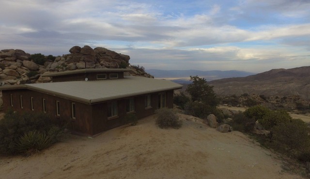 Villa Manzanita, Sustainable Luxury Villa Vacations- Coachella Festival Packages