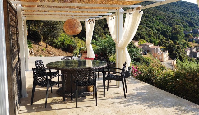 Villa maquis for rent, exceptional view. Comfort and tranquility.
