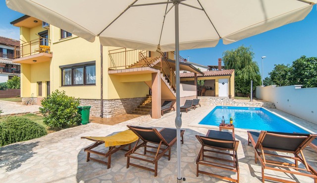 Villa Maredi with outdoor summer kitchen
