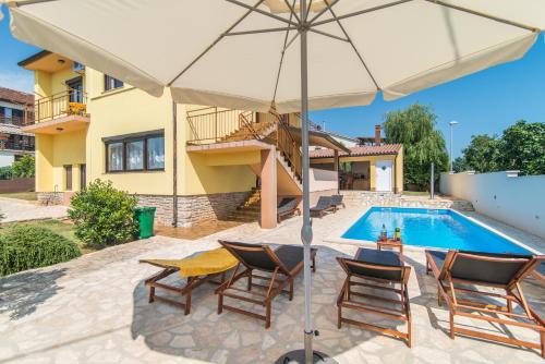 Villa Maredi with pool