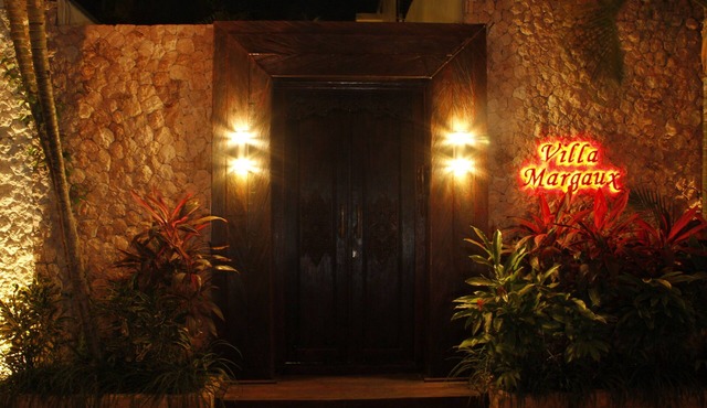 Villa Margaux/Modern luxury villa with private pool in Seminyak