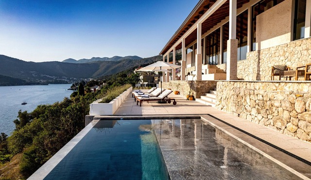 Villa Maria brand new villa on a fantastic location right by the Adriatic sea
