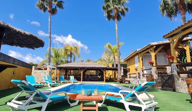 Villa Maribel rental houses with pool and close to the beachnCasa Aitana