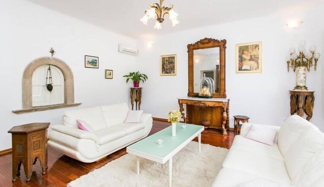 Villa Marini Dvori - Two-Bedroom Apartment with Terrace
