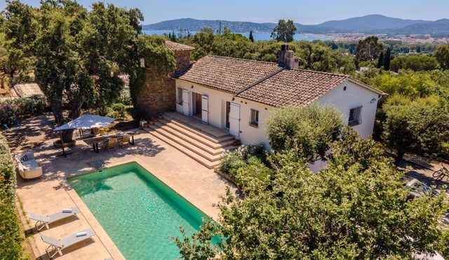 Villa Marquet - Pool, AC, Walk to Beach, Grimaud near St-Tropez