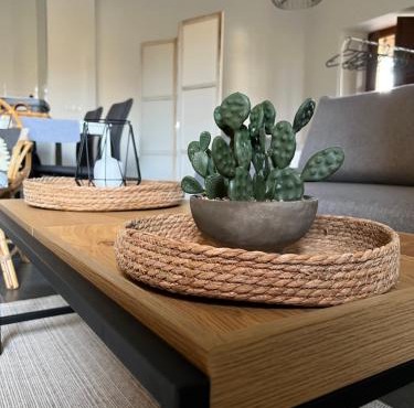 Villa Marta loft diáfano con jardín y aparcamiento en Villa histórica