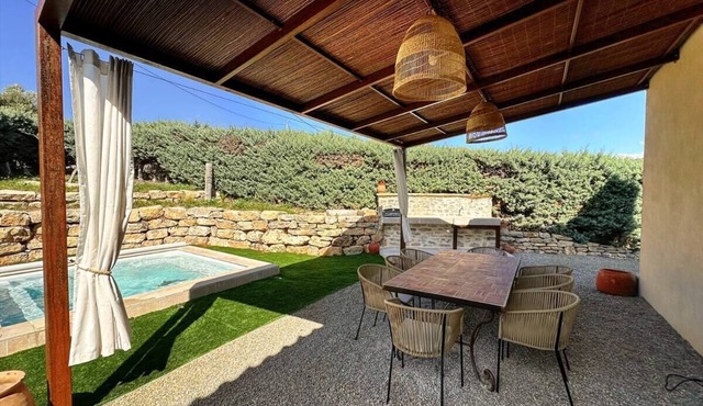 Villa Marthe, Maison Entièrement Rénovée Avec Piscine et vue sur le Village