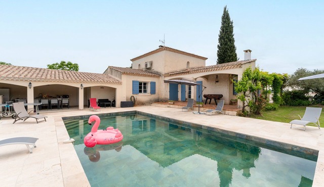 Villa 'Mas De La Tourrache' with Private Pool, Wi-Fi and Air Conditioning