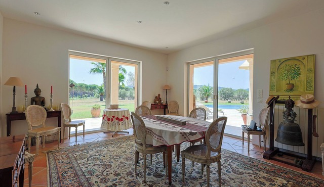 Villa Mas Naja · Luxury Retreat, Pool & Helipad