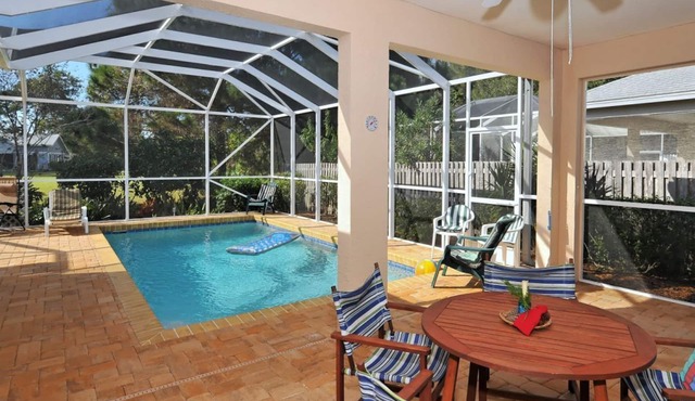 Villa Matthew Court, 3BR/2BA, Heated Pool, Near Siesta Key