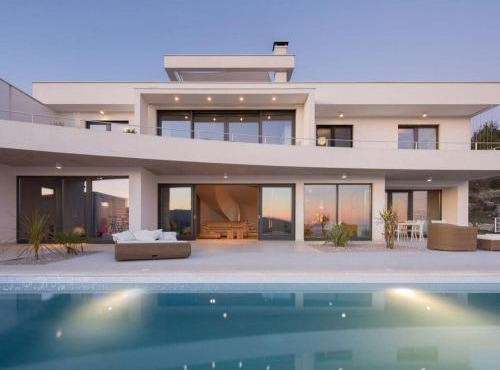 Villa Mayan Comfortable holiday residence