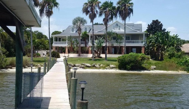 Villa Melbourne inter-coastal 2 floors 7br, heated pool