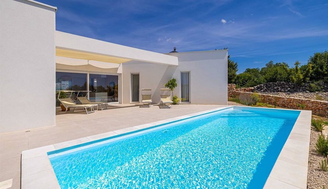 Villa MENTA IV with pool