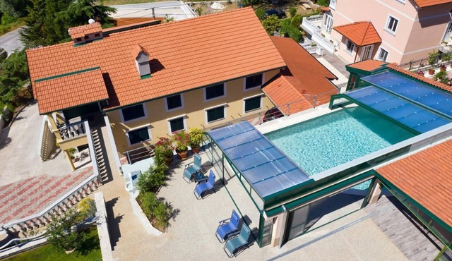 Villa Meri with private pool, 12 people, garden, free WiFi, covered terrace, BBQ