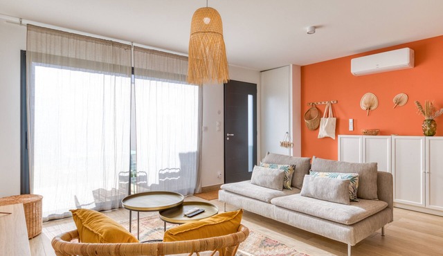 Villa ‘Mézoise’ with Private Terrace, Wi-Fi, and Air Conditioning