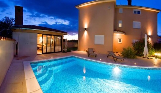 Villa Mihaela - Suite A4 "More from the holidays - road bike and mountain bike tours"