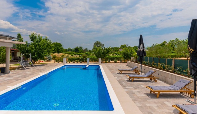 Villa Miki by Villas Guide