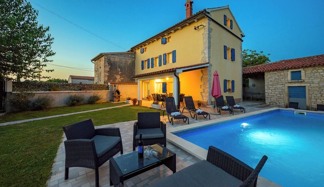Villa Mikula-Žminj (Istria - Žminj)