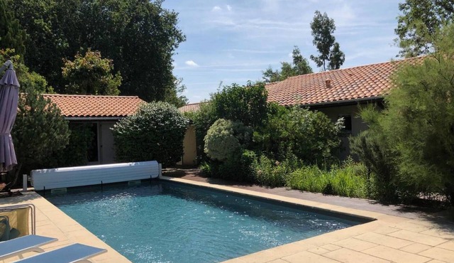 Villa "Millésime" 8 p. avec piscine et jacuzzi