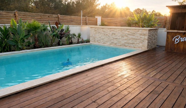 Villa Mimizan plage facing the forest, close to the beach, heated pool, brazier, bar