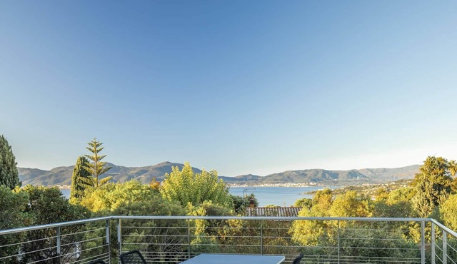 Villa MIMOSA - 4 Bedrooms, Pool, Close to the Beach