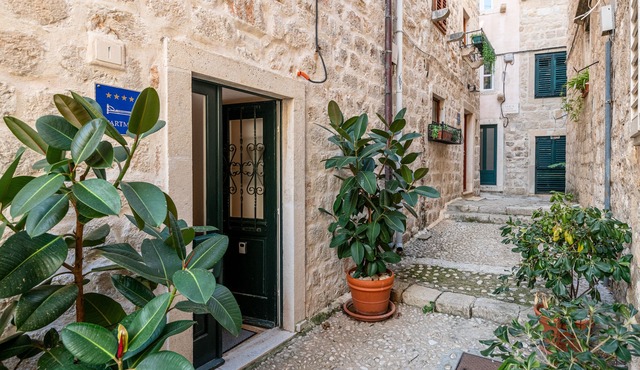 Villa Mirabilis, stunning superior villa, Dubrovnik Old Town