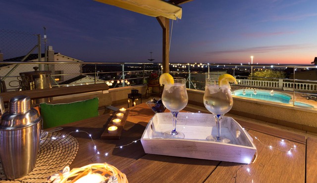 Villa Mirador - Magnífica villa con piscina privada y increíbles vistas al mar