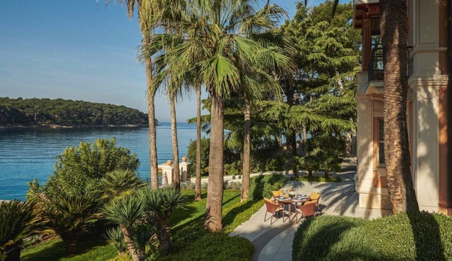 Villa Mirasol - Eight Bedroom Villa, Sleeps 16