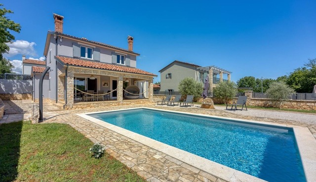Villa Miriam with Pool near Rovinj