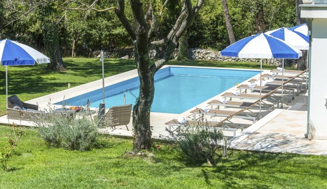 Villa Mirno - Four Bedroom Villa, Sleeps 8