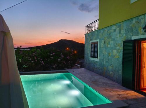 Villa Mirta