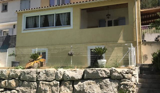 Villa Mitoyenne Proche Nice Avec Piscine - 6 Pers