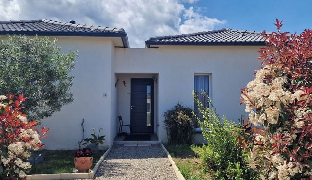 Villa Moderne Avec Jardin à 300 m du Bord de mer