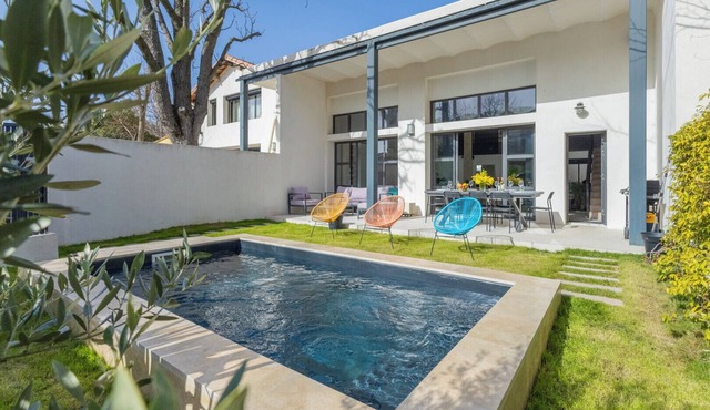 Villa moderne avec piscine - Proche Marseille