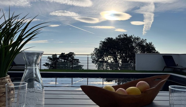 Villa Moderne Avec Piscine, vue Mer, a 5mn de Bastia. Votre Oasis Corse!