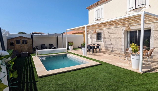 Villa Moderne 121 M2, 8 Personnes, Piscine, Aire de Jeux. Proche mer et Rivière