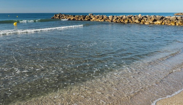 Villa Moderne et Spacieuse, 4 Chambres, Piscine et Clim, à 15mn de Montpellier