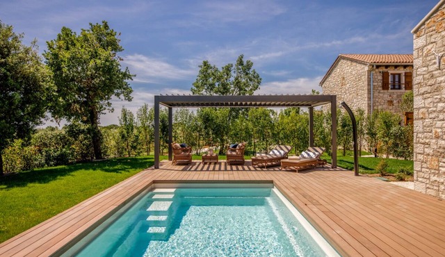 Villa Moni - One Bedroom Resort, Sleeps 2