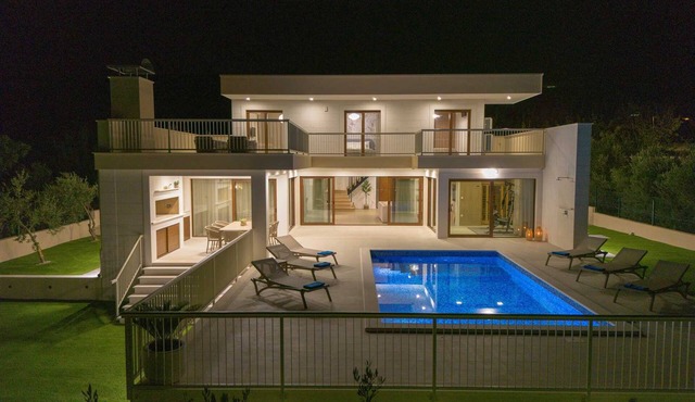 Villa Mood – Pool, Gym & Sauna near Split