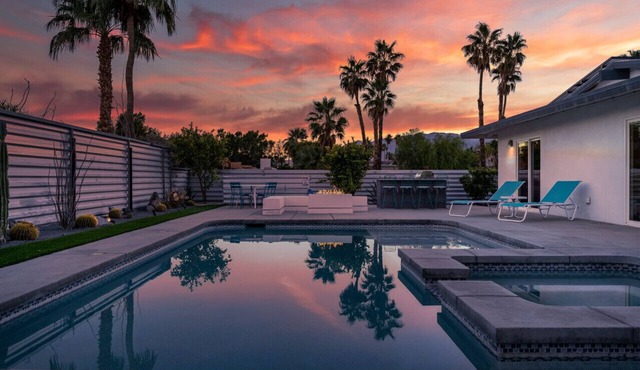 Villa Mosaic | Vibrant Palm Springs Retreat